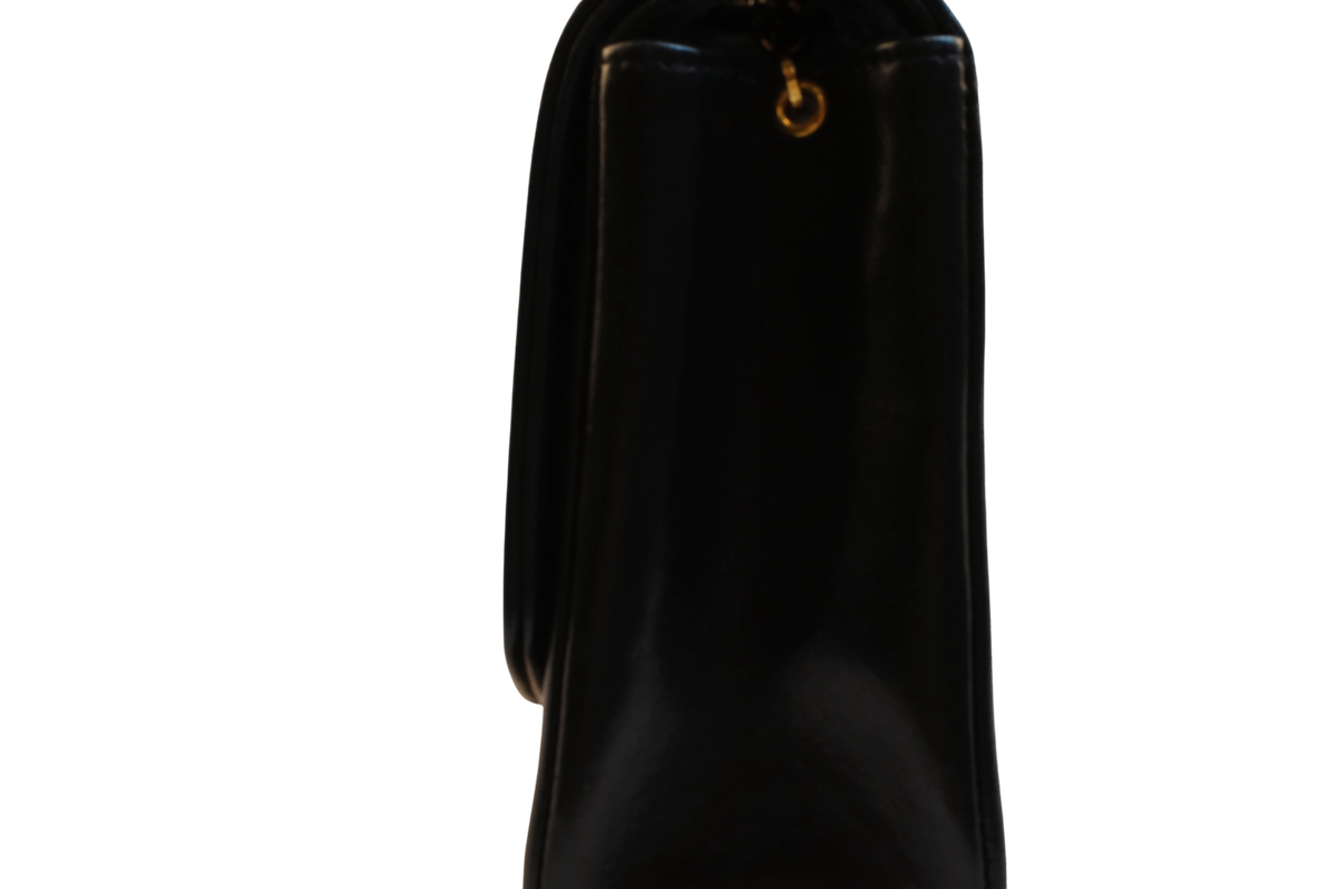 Chanel Diana Medium