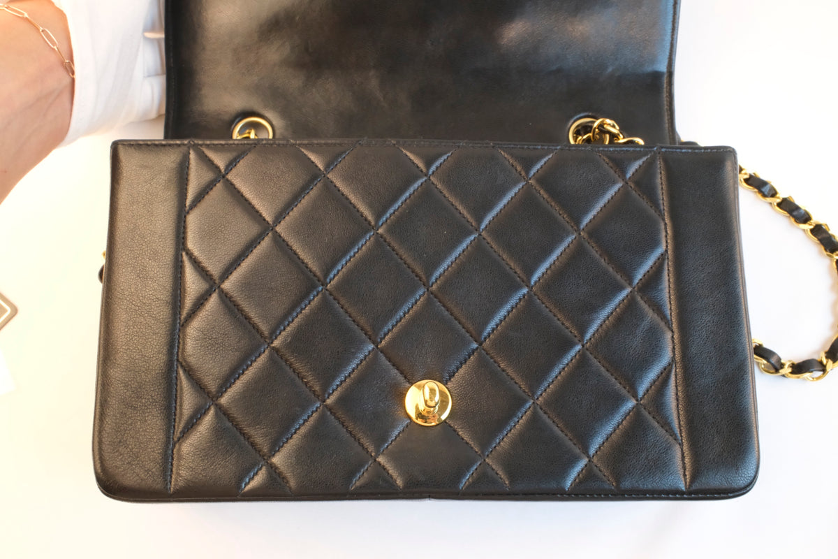 Chanel Diana Medium